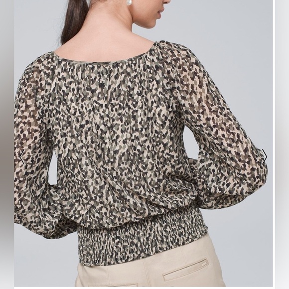 White House Black Market Top - Picture 2 of 9